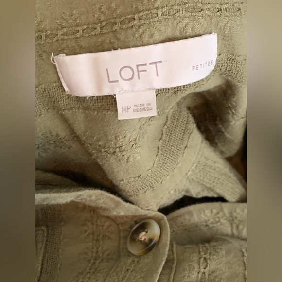 Various Button Tops - Picture 8 of 16